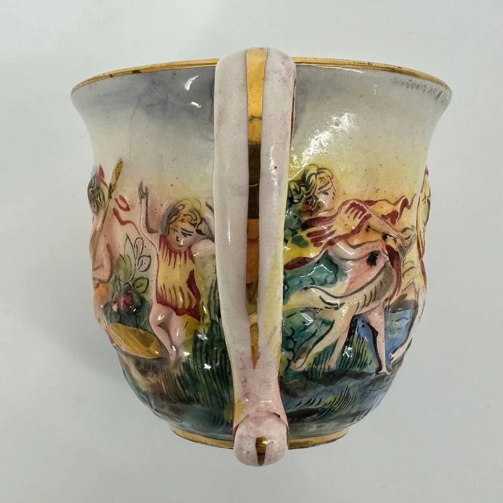 Vintage‎ CAPODIMONTE Italian Porcelain Demitasse Cup Saucer Cherub Gold Trim